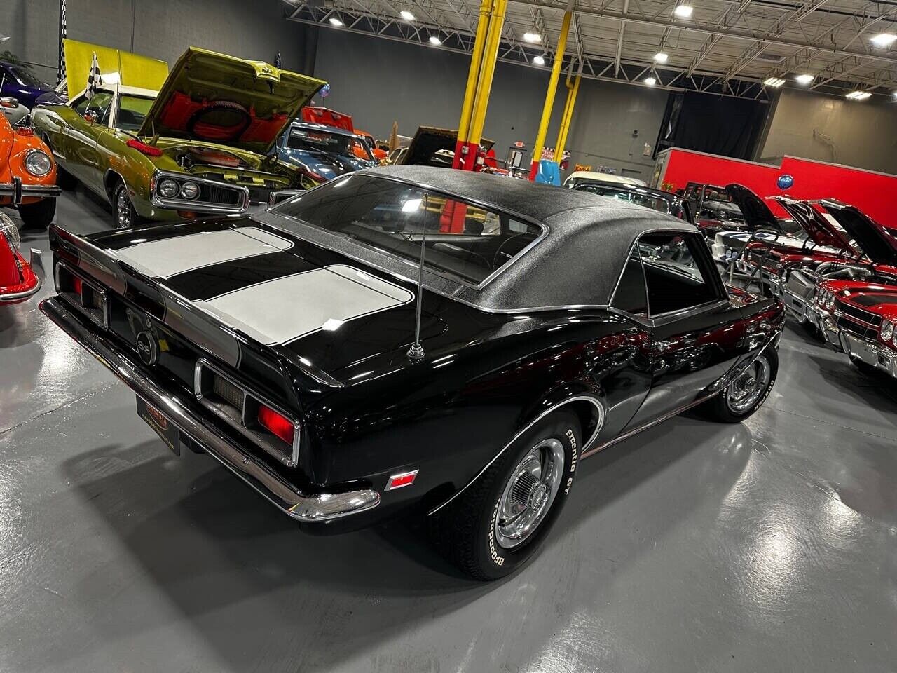 Chevrolet-Camaro-Coupe-1968-15