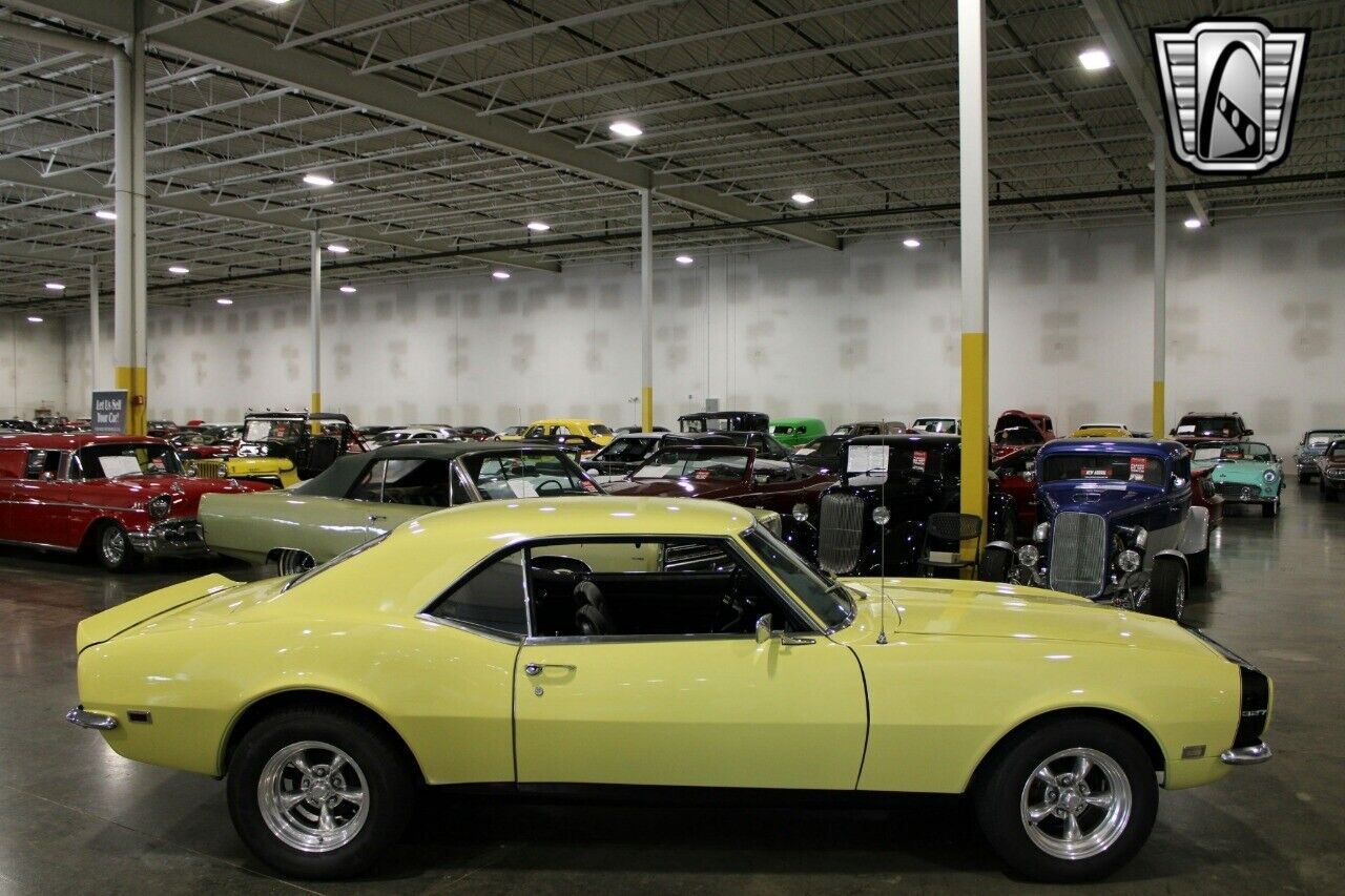 Chevrolet-Camaro-Coupe-1968-3