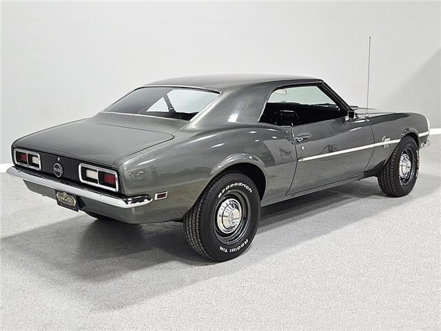 Chevrolet-Camaro-Coupe-1968-4