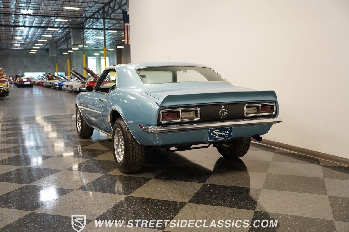 Chevrolet-Camaro-Coupe-1968-7