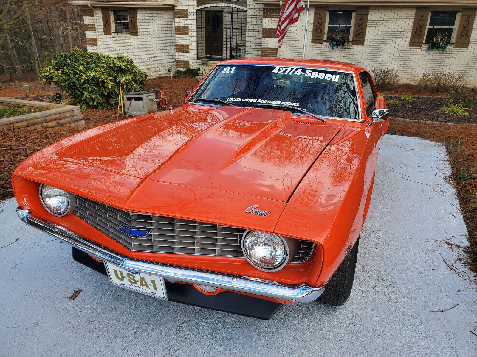 Chevrolet-Camaro-Coupe-1969-1