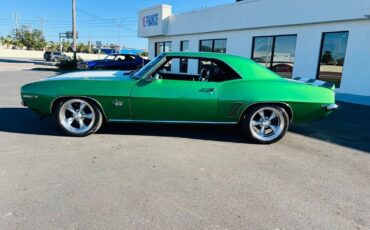 Chevrolet-Camaro-Coupe-1969-1