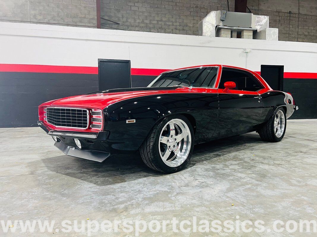 Chevrolet-Camaro-Coupe-1969-1