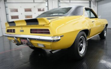 Chevrolet-Camaro-Coupe-1969-16