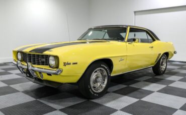 Chevrolet-Camaro-Coupe-1969-2