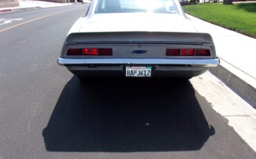 Chevrolet-Camaro-Coupe-1969-22