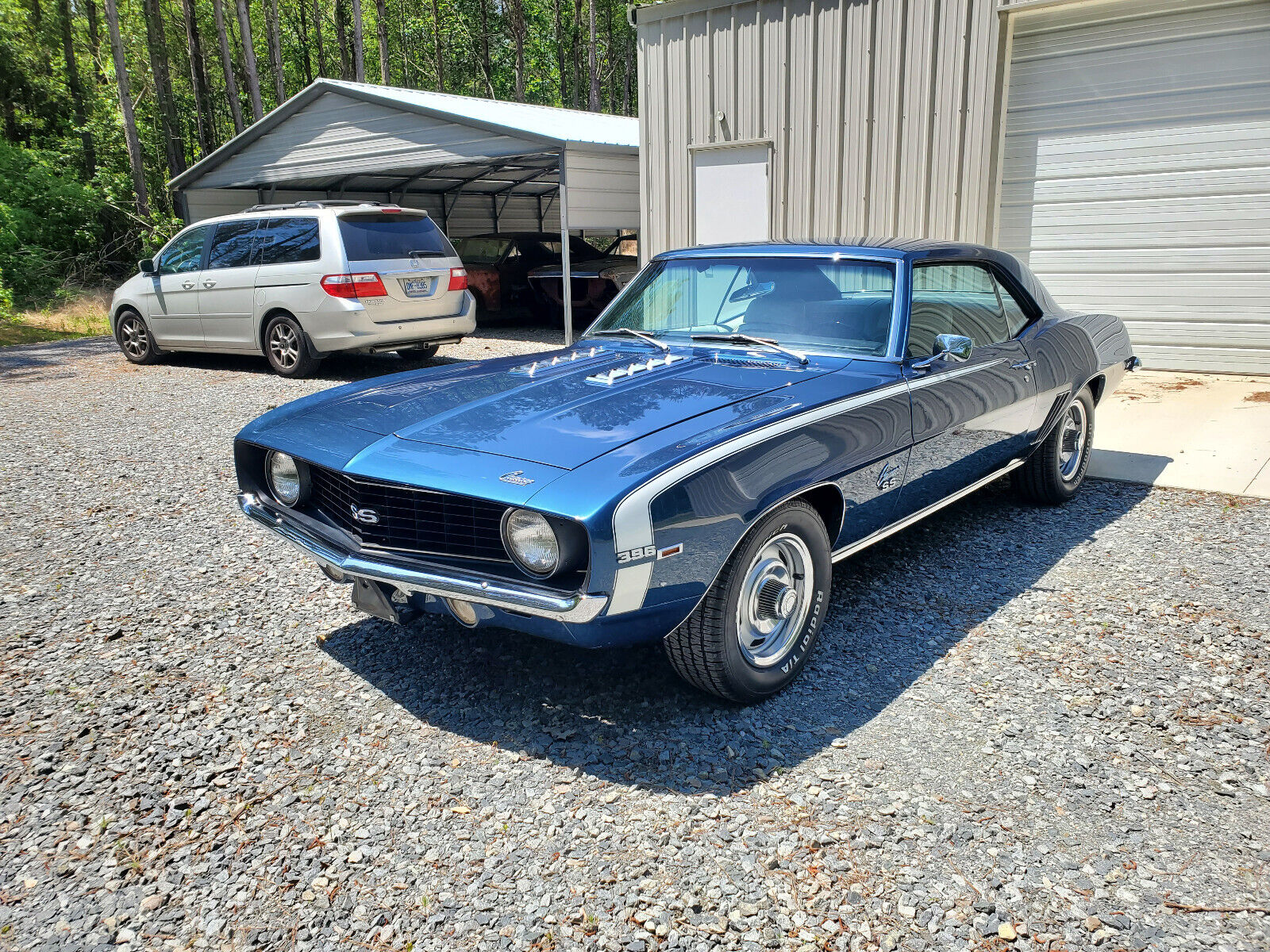 Chevrolet-Camaro-Coupe-1969-3