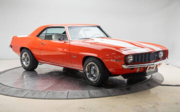 Chevrolet-Camaro-Coupe-1969-3