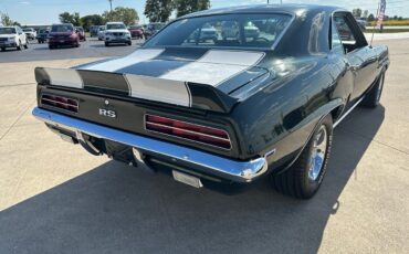 Chevrolet-Camaro-Coupe-1969-35