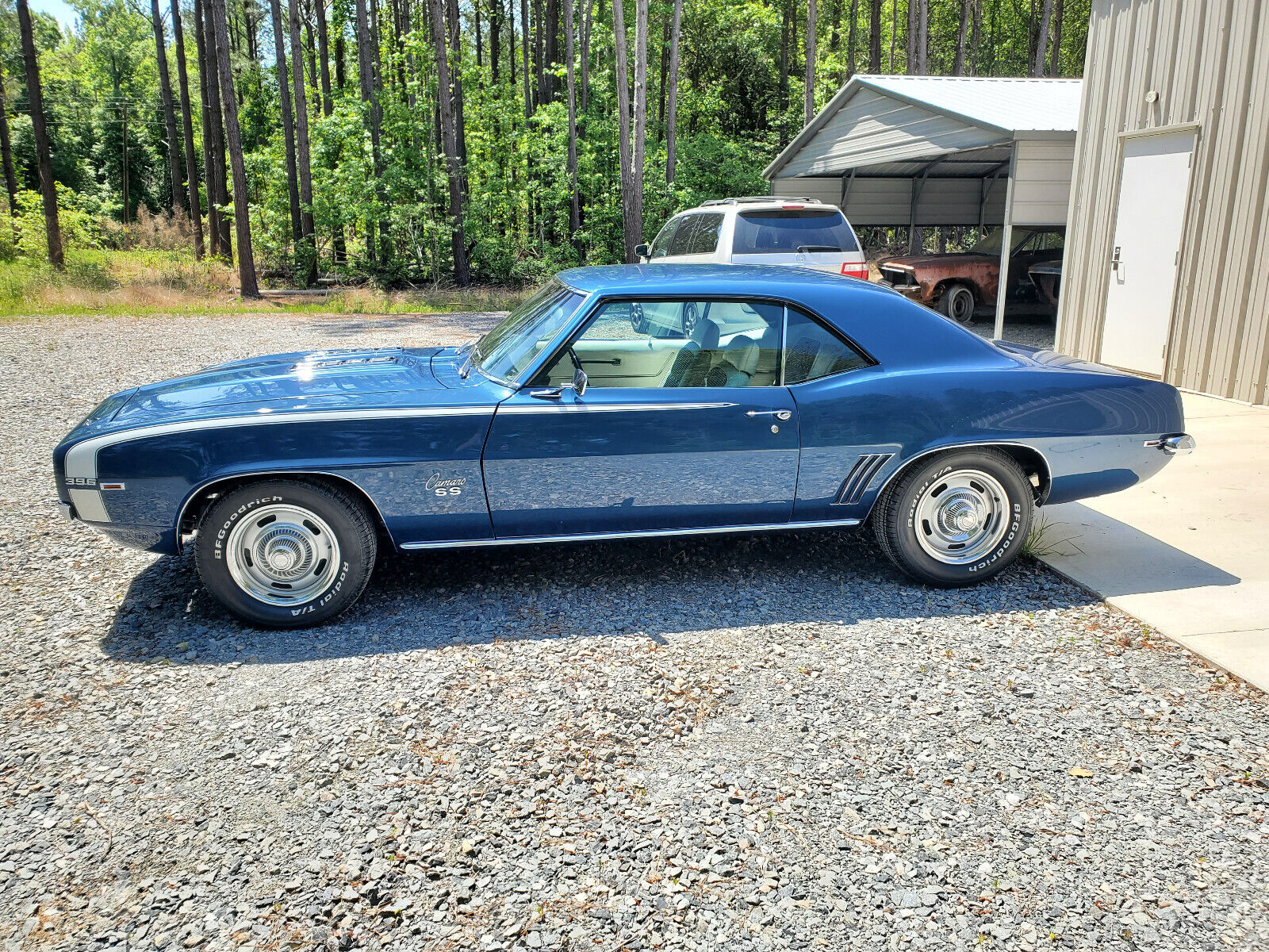 Chevrolet-Camaro-Coupe-1969-4