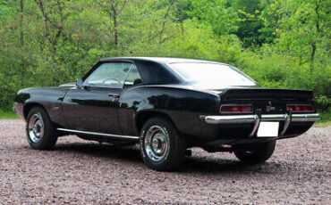 Chevrolet-Camaro-Coupe-1969-5