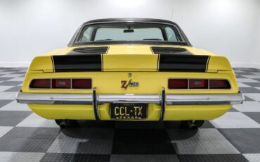 Chevrolet-Camaro-Coupe-1969-5