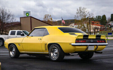 Chevrolet-Camaro-Coupe-1969-5