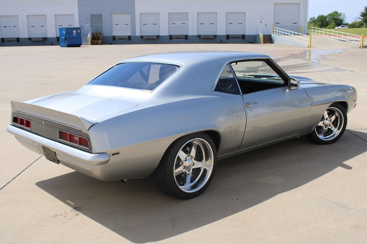 Chevrolet-Camaro-Coupe-1969-7