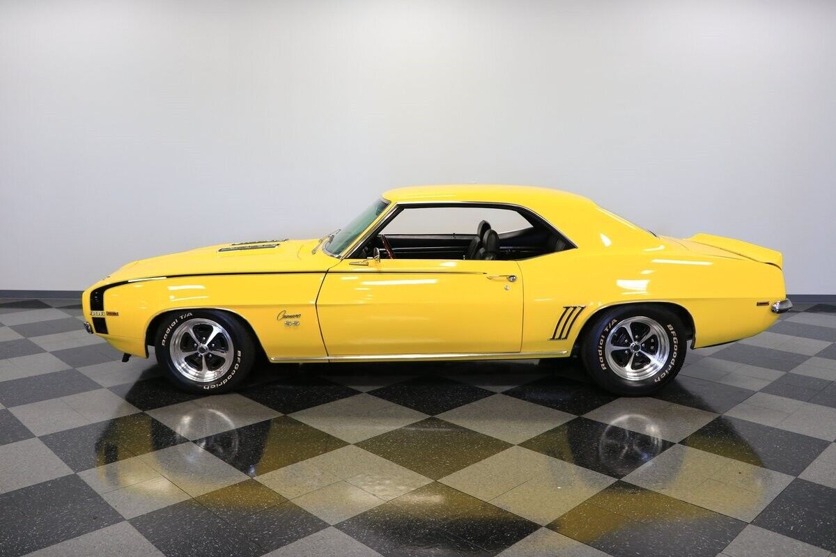 Chevrolet-Camaro-Coupe-1969-7