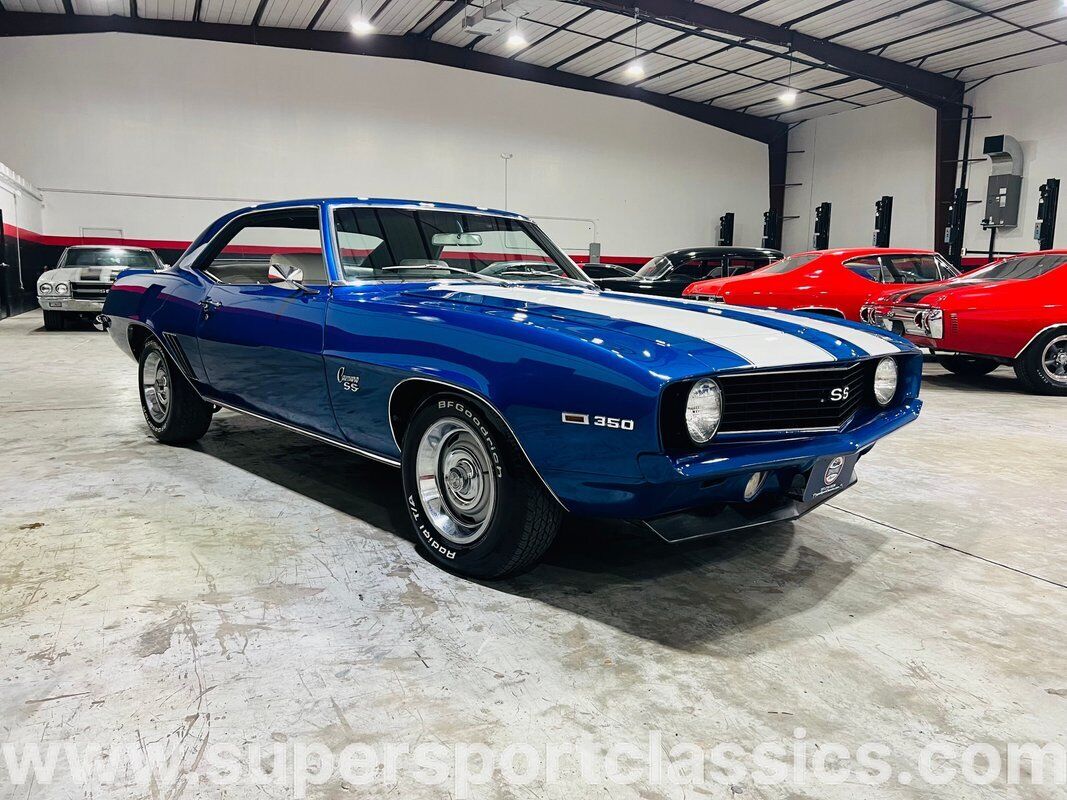 Chevrolet-Camaro-Coupe-1969-7