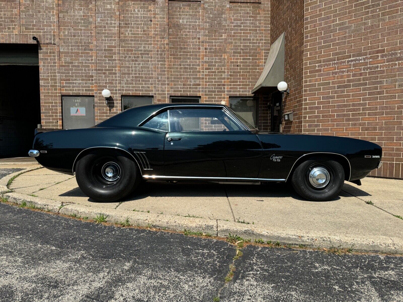 Chevrolet-Camaro-Coupe-1969-9