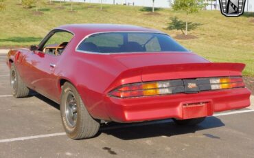 Chevrolet-Camaro-Coupe-1979-3