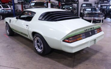 Chevrolet-Camaro-Coupe-1979-4