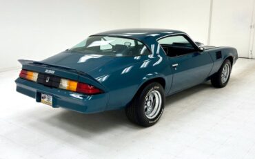 Chevrolet-Camaro-Coupe-1979-4