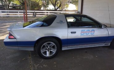 Chevrolet-Camaro-Coupe-1982-8