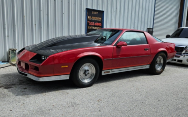 Chevrolet-Camaro-Coupe-1983-2