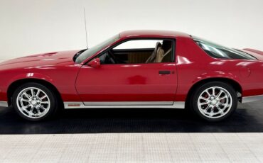 Chevrolet-Camaro-Coupe-1984-1