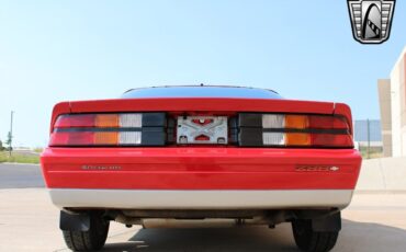 Chevrolet-Camaro-Coupe-1984-5