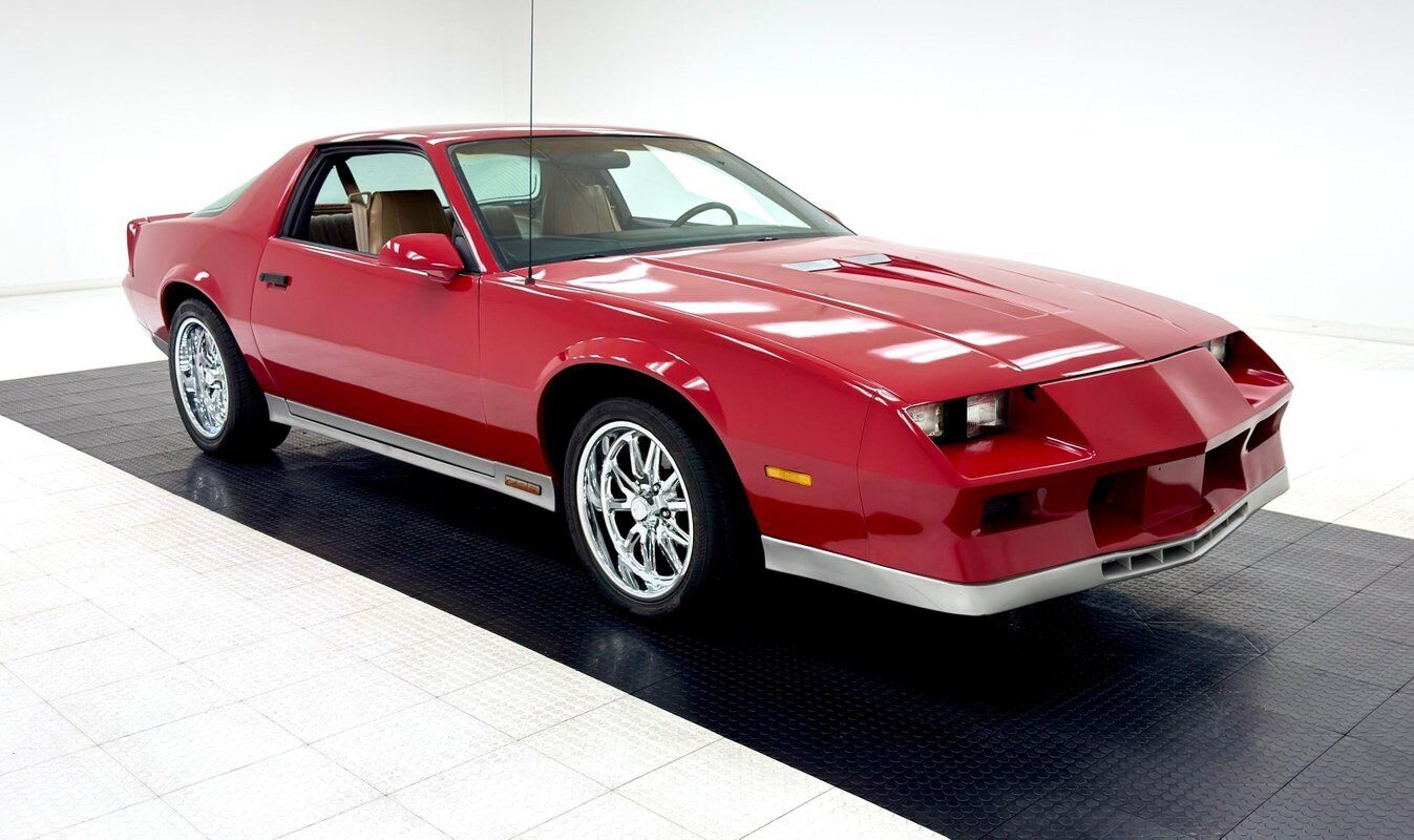 Chevrolet-Camaro-Coupe-1984-6