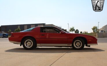 Chevrolet-Camaro-Coupe-1984-7