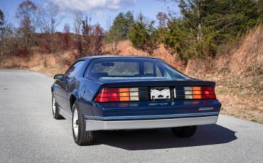 Chevrolet-Camaro-Coupe-1985-6