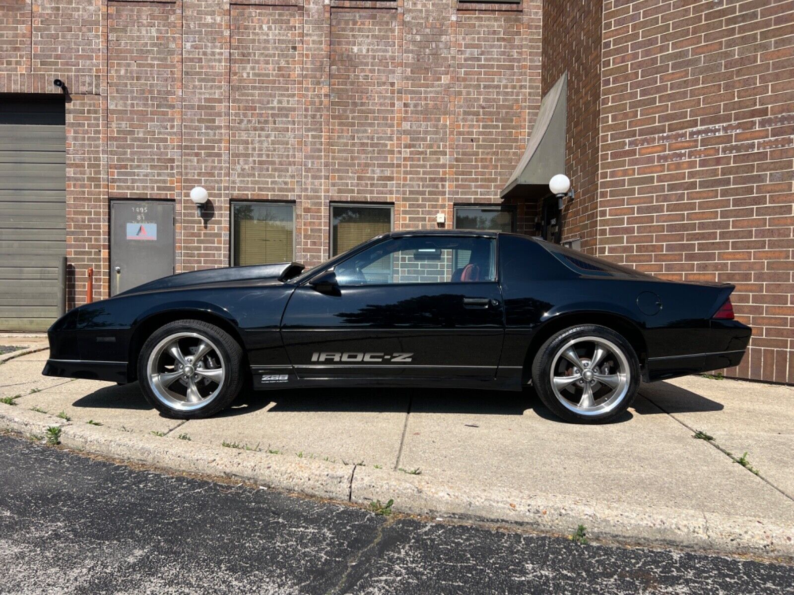 Chevrolet-Camaro-Coupe-1986-2