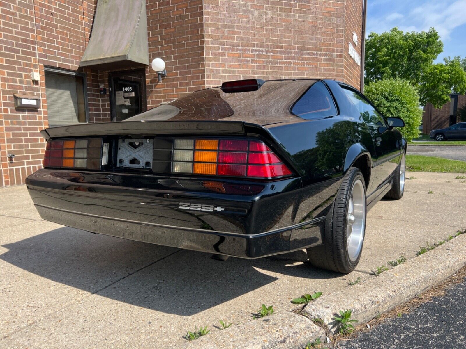 Chevrolet-Camaro-Coupe-1986-7