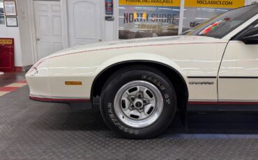 Chevrolet-Camaro-Coupe-1987-17