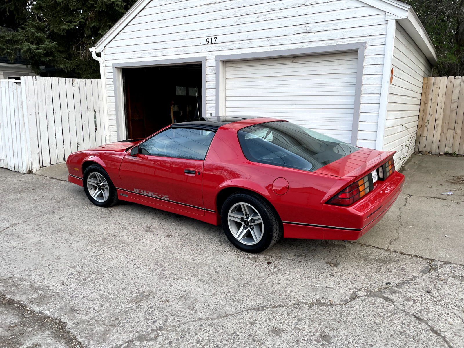 Chevrolet-Camaro-Coupe-1987-17