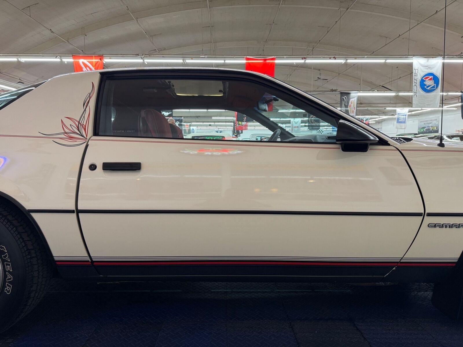 Chevrolet-Camaro-Coupe-1987-25