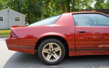 Chevrolet-Camaro-Coupe-1987-9