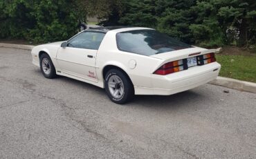 Chevrolet-Camaro-Coupe-1989-2