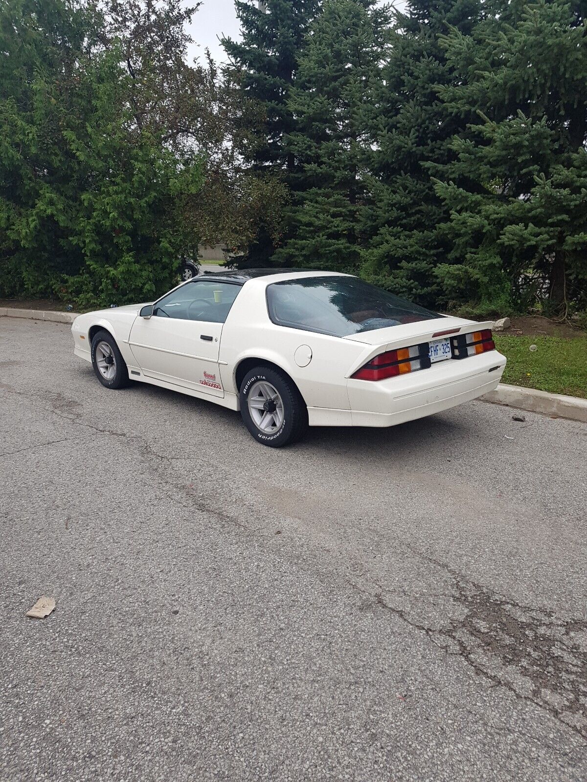 Chevrolet-Camaro-Coupe-1989-2