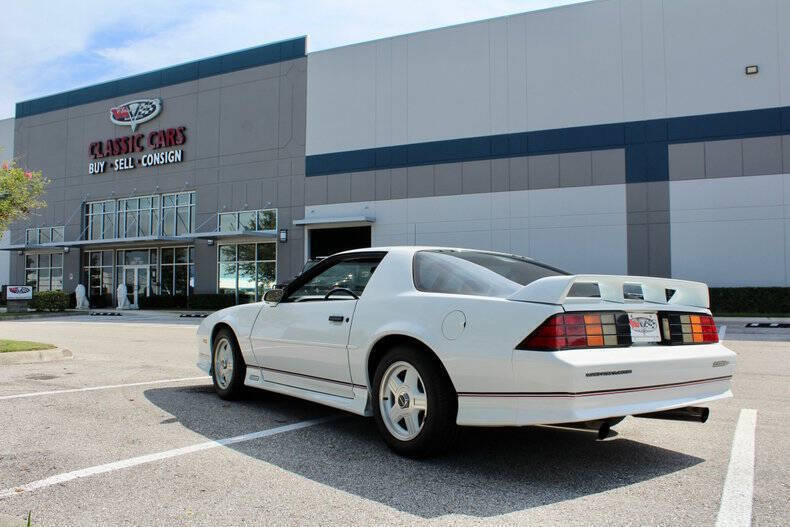 Chevrolet-Camaro-Coupe-1991-10