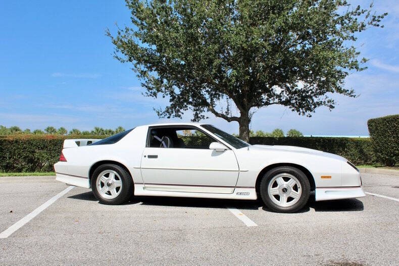 Chevrolet-Camaro-Coupe-1991-2