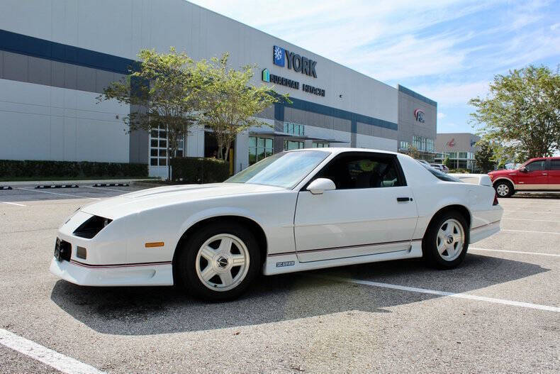 Chevrolet-Camaro-Coupe-1991-7