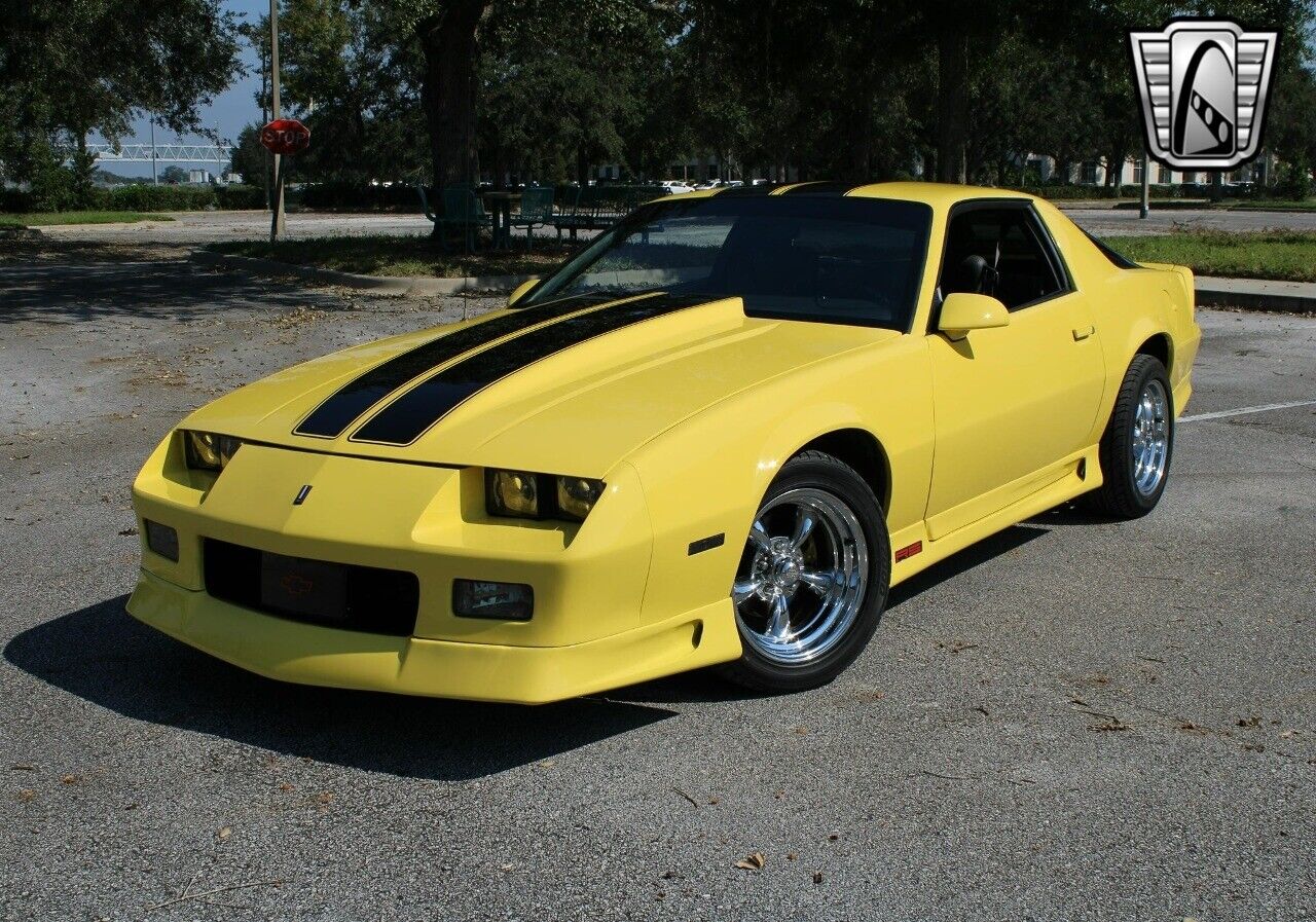 Chevrolet-Camaro-Coupe-1992-4