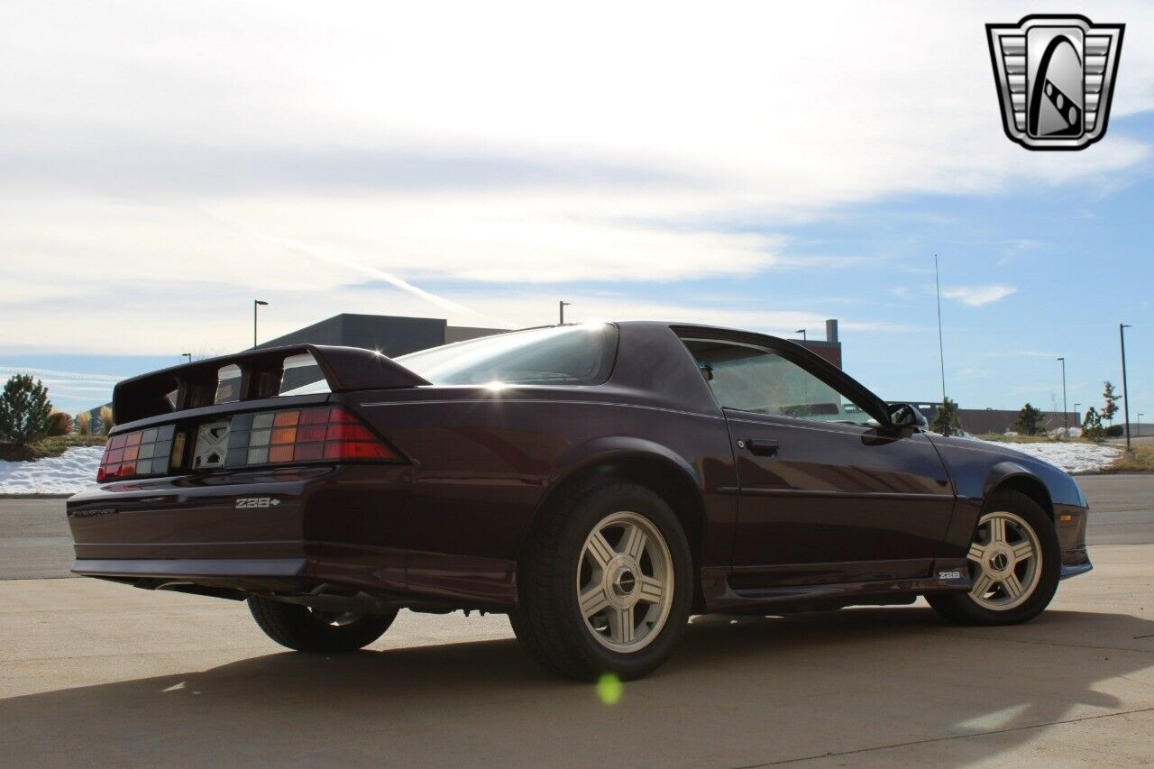 Chevrolet-Camaro-Coupe-1992-6