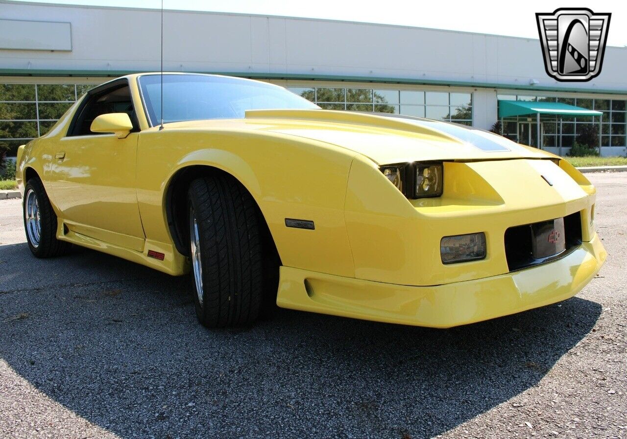 Chevrolet-Camaro-Coupe-1992-9