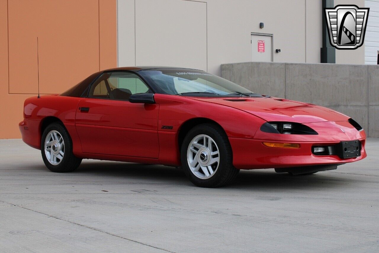 Chevrolet-Camaro-Coupe-1993-10