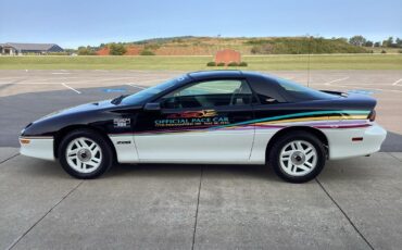 Chevrolet-Camaro-Coupe-1993-2