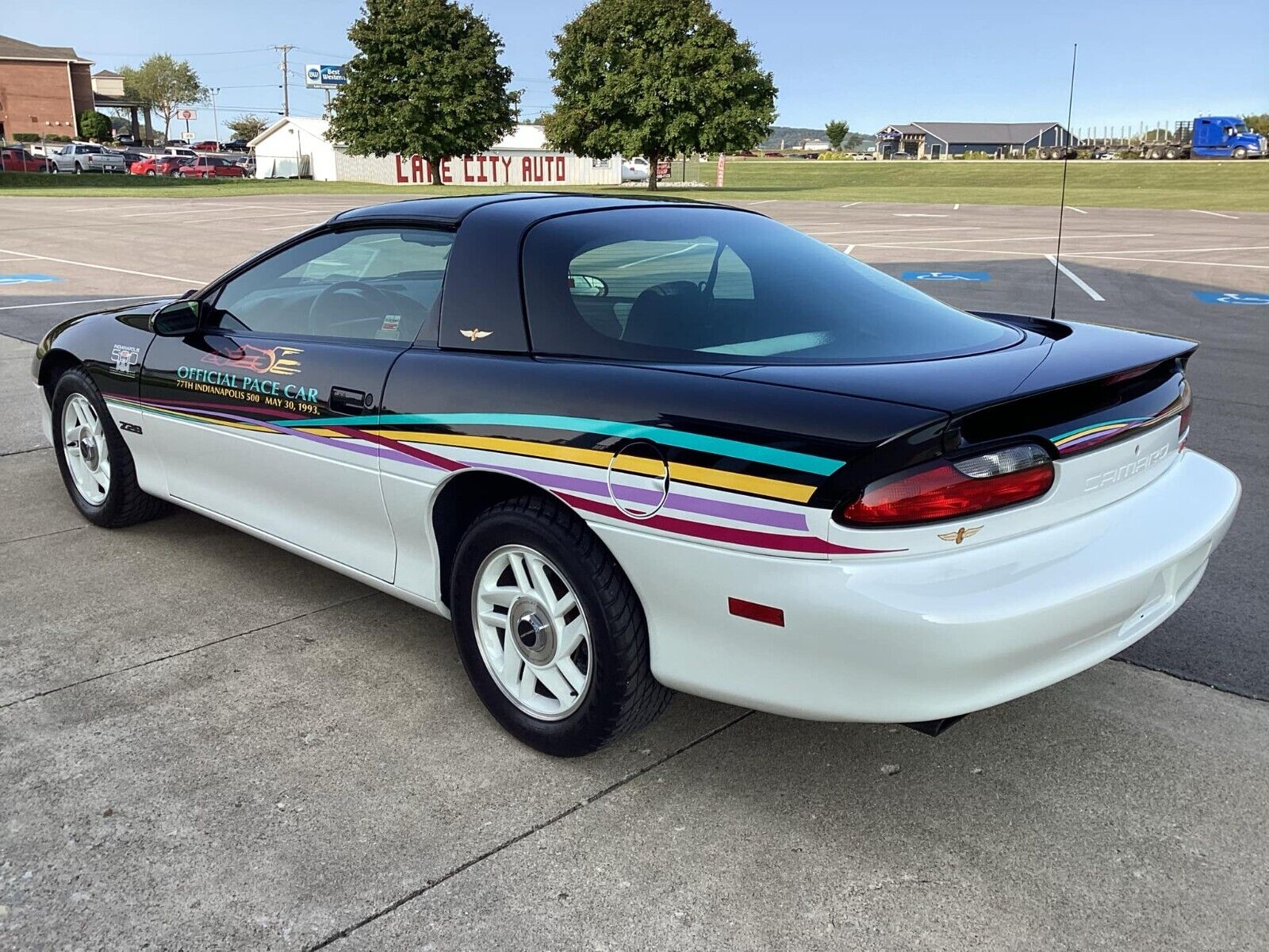 Chevrolet-Camaro-Coupe-1993-3