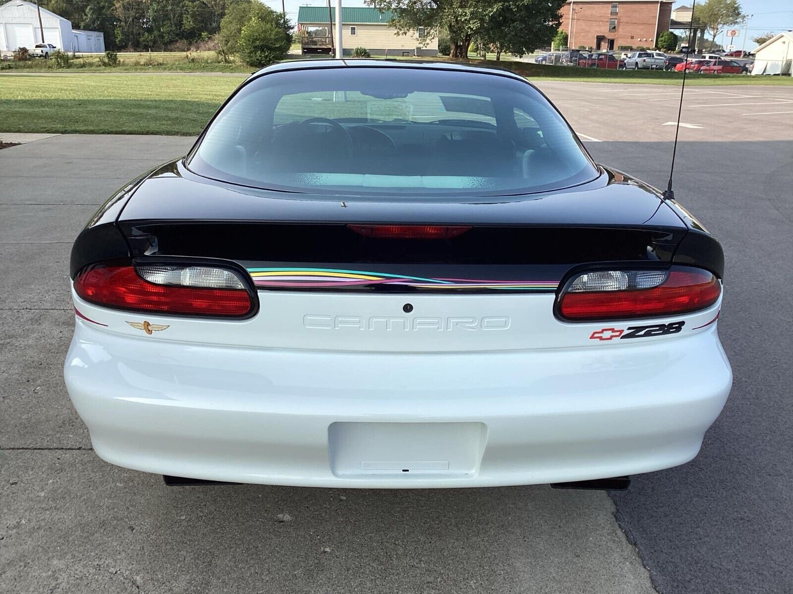 Chevrolet-Camaro-Coupe-1993-4