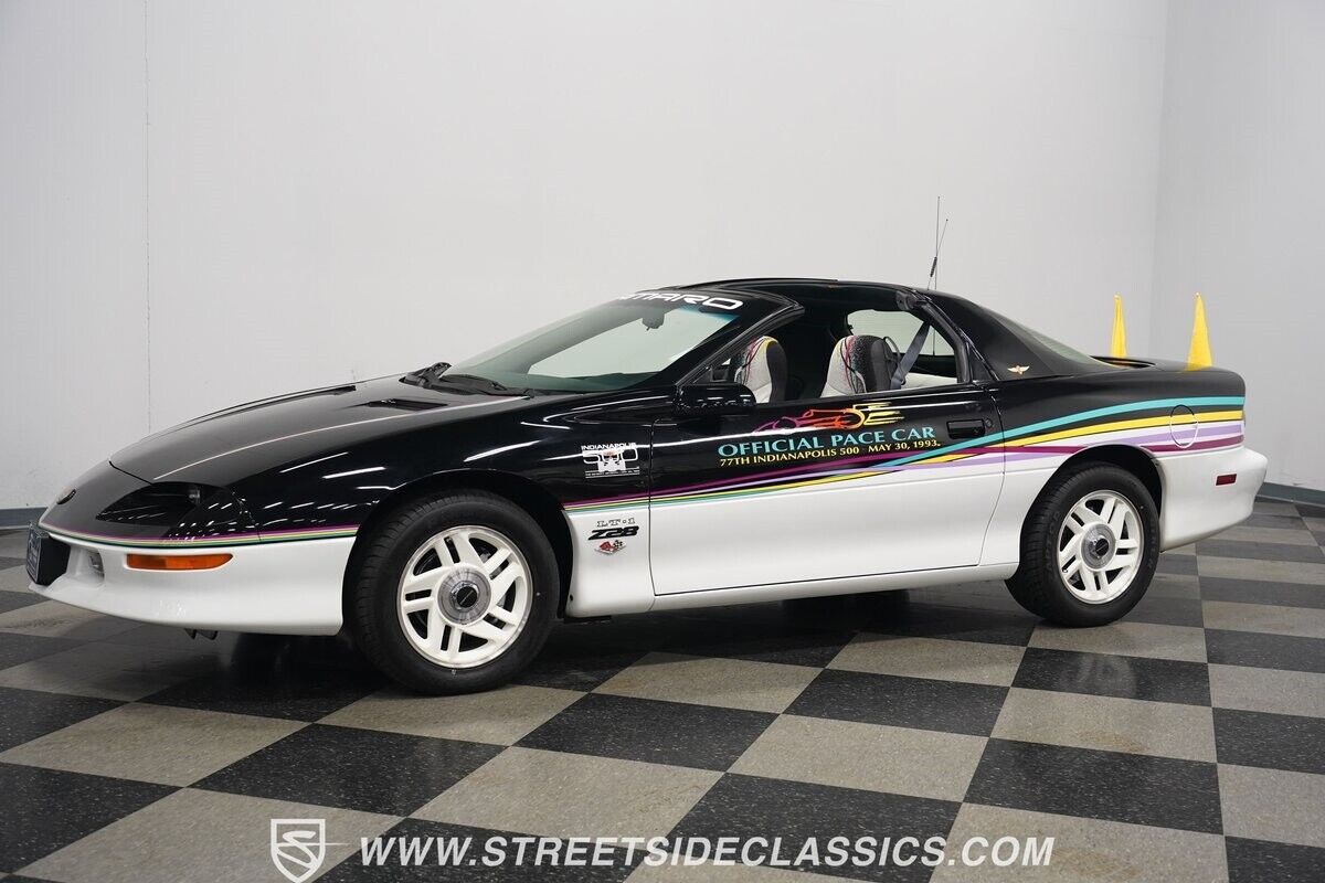 Chevrolet-Camaro-Coupe-1993-8